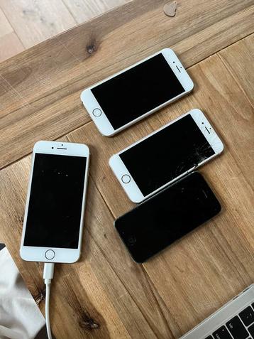 Iphone voor onderdelen beschikbaar voor biedingen