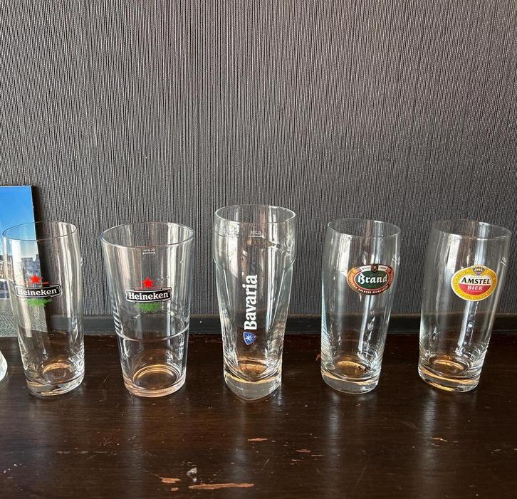 Diverse bierglazen en wijn glazen voor de kroeg, Huis en Inrichting, Keuken | Bestek, Gebruikt, Los bestek, Overige materialen
