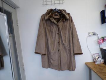 Ecru nep lammy jas M. Collection maat 62 beschikbaar voor biedingen