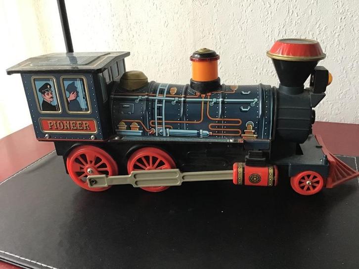 Tinnen speelgoed locomotief “Pioneer Express”, Antiek en Kunst, Antiek | Speelgoed, Ophalen of Verzenden