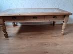 Te koop aangeboden stoel en salontafel, Antiek en Kunst, Antiek | Meubels | Tafels, Ophalen