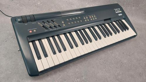 Korg 707 vintage FM performance synth - Keytar., Muziek en Instrumenten, Synthesizers, Gebruikt, 49 toetsen, Korg, Met midi-aansluiting