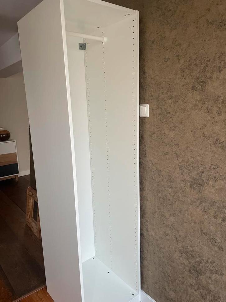 Smalle IKEA Pax kast met hanggedeelte, Huis en Inrichting, Kasten | Kledingkasten, Zo goed als nieuw, 200 cm of meer, 50 tot 100 cm