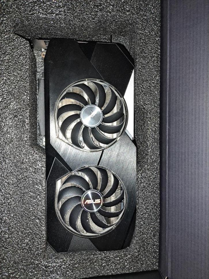Asus Dual RX 6750 XT OC 12GB - 1 jaar oud, Computers en Software, Videokaarten, Gebruikt, AMD, PCI-Express 4.0, GDDR6, HDMI, DisplayPort