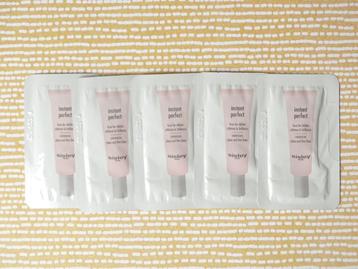 Sisley Instant Perfect (5 proefjes) beschikbaar voor biedingen