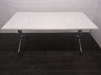 Vitra ad hoc bureau 160x80 met wit blad, Ophalen of Verzenden, In hoogte verstelbaar, Zo goed als nieuw, Bureau
