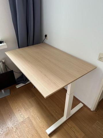 Working desk 