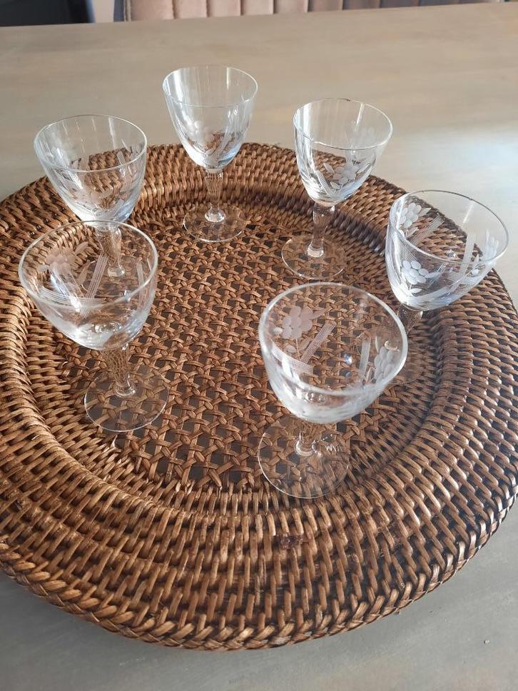 Kristalen glazen 36 stuks geslepen kristal c.a. 80 jaat oud, Antiek en Kunst, Antiek | Glas en Kristal, Ophalen of Verzenden