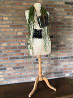 Brocante oude paspop op voet, Ophalen