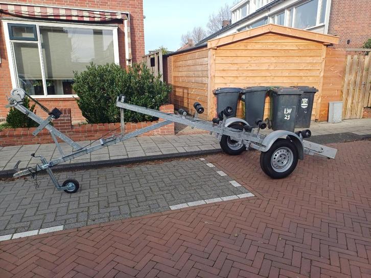 Kanteltrailer., Watersport en Boten, Boottrailers, Gebruikt, Sloepentrailer, Minder dan 1500 kg, Minder dan 6 meter, Verstelbare verlichting