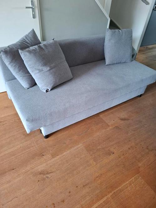 Zeer nette slaapbank, 190 breed als bank en 130 als bed, Huis en Inrichting, Slaapkamer | Slaapbanken, Zo goed als nieuw, 190 cm of minder