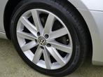 Volkswagen Golf 1.4 TSI HIGHLINE | AUTOMAAT | NAVIGATIE | CL, Auto's, Volkswagen, Gebruikt, 4 cilinders, Alcantara, Bedrijf