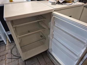Leuke tafelmodel zanussi koelkast 85x55x60 A+ beschikbaar voor biedingen