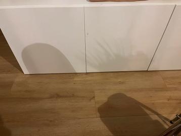 Ikea Besta tv meubel wit met 3 deuren en planken - afbeelding 3