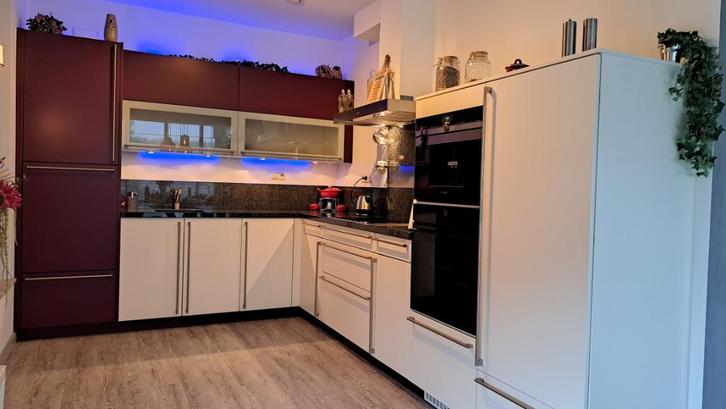 Strakke hoekkeuken, Huis en Inrichting, Keuken | Complete keukens, Gebruikt, Hoekkeuken, Overige kleuren, Graniet of Steen, Hoogglans of Gelakt