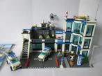 7498 Lego City Politiebureau met bouwtekeningen, Kinderen en Baby's, Speelgoed | Duplo en Lego, Ophalen, Zo goed als nieuw, Complete set