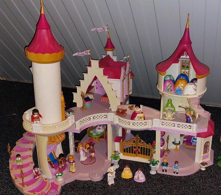 playmobil 5142 prinsessenkasteel + extra's, Kinderen en Baby's, Speelgoed | Poppenhuizen, Gebruikt, Poppenhuis, Ophalen of Verzenden