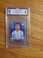 Lionel Messi PSA 9 WK 2022 Argentinie Panini blauw, Ophalen of Verzenden, Zo goed als nieuw, Plaatje