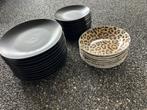 Zwart en tijgerprint servies, Huis en Inrichting, Keuken | Servies, Ophalen, Overige stijlen, Bord(en)