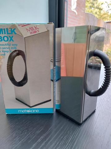 Chic melkpak houder met handgreep. RVS beschikbaar voor biedingen