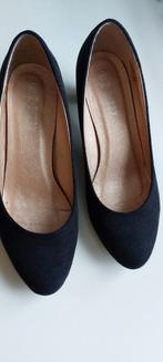 Pumps maat 40 hakhoogte 4 cm, Ophalen, Zo goed als nieuw