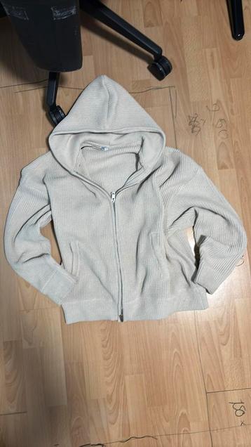 TE KOOP: TRUI VEST beschikbaar voor biedingen