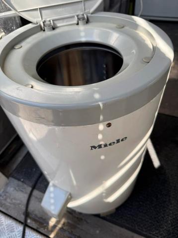 Miele  losse centrifuge izgs. Teab beschikbaar voor biedingen