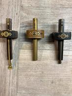 Drie vintage houtbewerkingskrassen, Antiek en Kunst, Antiek | Klokken, Ophalen of Verzenden