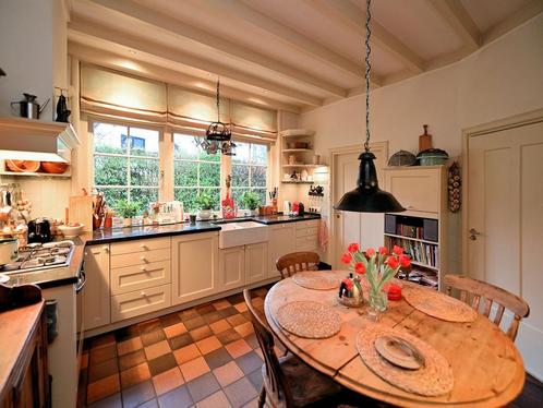 Keuken met vaatwasser, koelkast, oven, Huis en Inrichting, Keuken | Complete keukens, Gebruikt, Hoekkeuken, Graniet of Steen, Ophalen