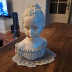 Borstbeeld van Vrouw 19x12 cm groot, Antiek en Kunst, Curiosa en Brocante, Ophalen of Verzenden