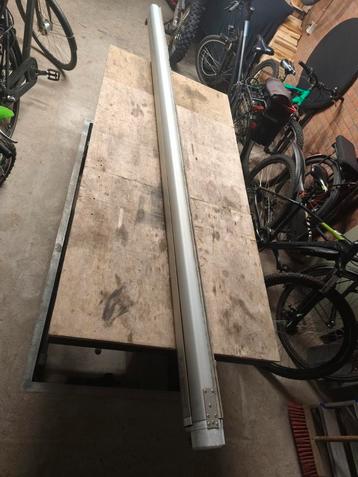 Luifel 300 cm breed. beschikbaar voor biedingen