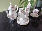 Royal Albert Lavender Rose bone china, Engeland, Ophalen, Zo goed als nieuw, Porselein, Compleet servies