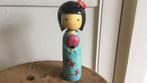 Kokeshi popje met wiebel hoofdje, polystone, 13 cm, Ophalen of Verzenden, Zo goed als nieuw