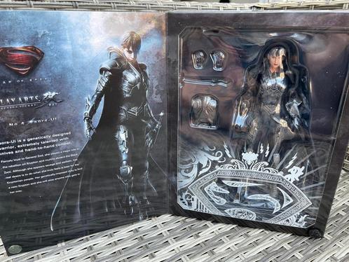 ENDED Square Enix Kai Superman Man of Steel No. 4 Faora-UI., Verzamelen, Poppetjes en Figuurtjes, Zo goed als nieuw, Ophalen of Verzenden