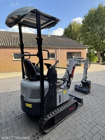 Minigraver graafmachine CMH beschikbaar voor biedingen