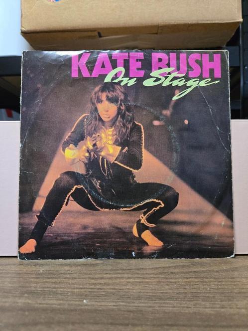 Kate Bush - On stage, Cd's en Dvd's, Vinyl Singles, Zo goed als nieuw, Single, Pop, 7 inch, Ophalen of Verzenden