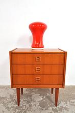 Rode glazen tafellamp lamp opaline jaren 70, Huis en Inrichting, Lampen | Tafellampen, Ophalen of Verzenden, Gebruikt, Minder dan 50 cm