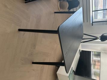 Eettafel IKEA (Lisabo) beschikbaar voor biedingen