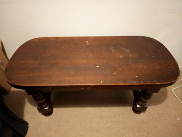 Tafel beschikbaar voor biedingen