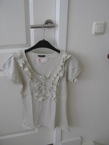 Shirt beige met froesel Blue Seven beschikbaar voor biedingen