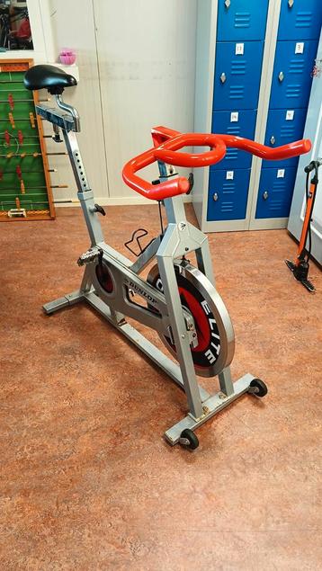 Spinbike beschikbaar voor biedingen