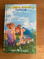 De Olijke Tweeling Omnibus 2 - Arja Peters, Ophalen of Verzenden, Gelezen, Fictie