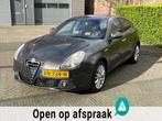 Alfa Romeo Giulietta 1.4 T Distinctive, Auto's, Alfa Romeo, Te koop, Zilver of Grijs, Geïmporteerd, Benzine