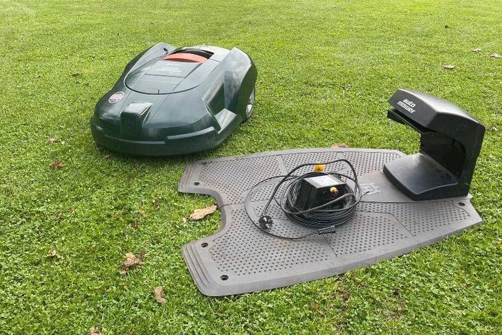 Husqvarna AC 220 robotmaaier onderdelen, Tuin en Terras, Robotmaaiers, Ophalen of Verzenden