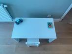 Kinderbureau met houten stoeltje, Kinderen en Baby's, Kinderkamer | Tafels en Stoelen, Ophalen of Verzenden, Gebruikt, Tafel(s) en Stoel(en)