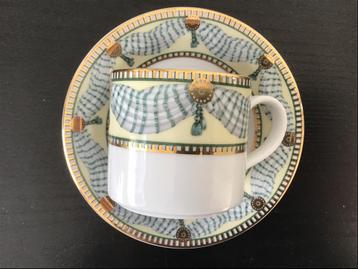 fine China, 6 kop en schotels Laklain. beschikbaar voor biedingen