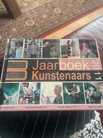 Jaarboek kunstenaars 2011, Ophalen of Verzenden, Zo goed als nieuw