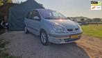Renault Scénic 1.6 AIRCO NW APK, Gebruikt, 1225 kg, 4 cilinders, Origineel Nederlands
