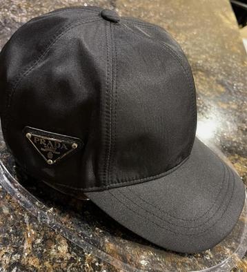 Original Prada Nylon Pet Kap Cap beschikbaar voor biedingen