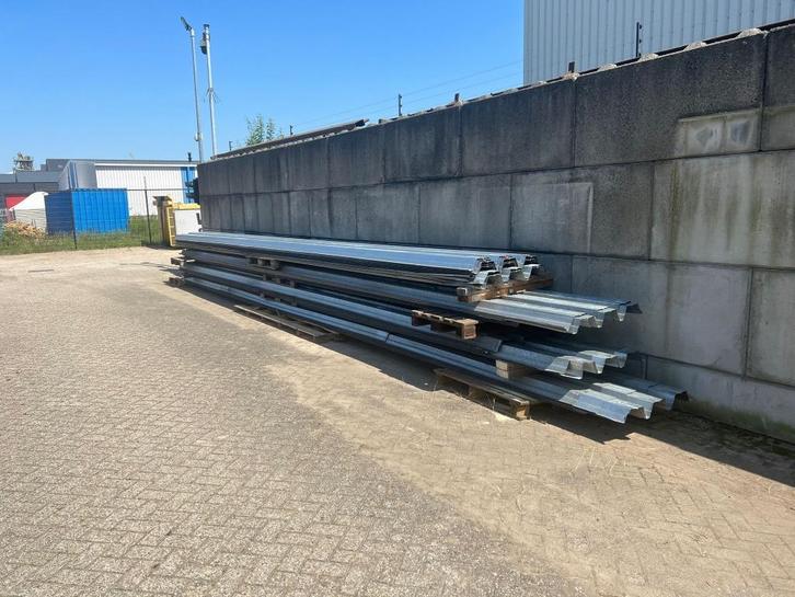 Mooie gebruikte stalen warmdakplaten. (SAB106R/750-0.75), Doe-het-zelf en Verbouw, Metalen, Gebruikt, IJzer, Ophalen